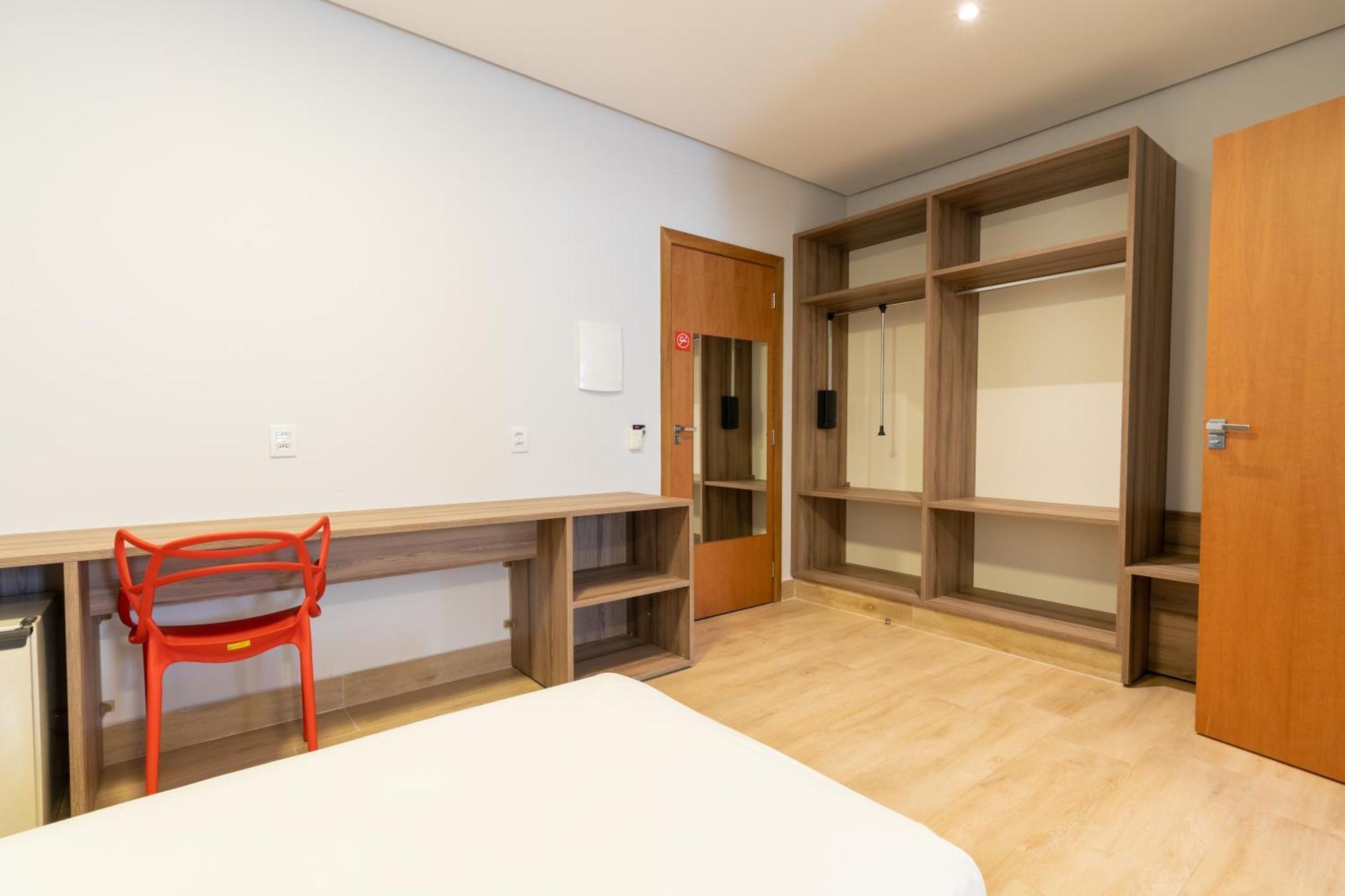 Hotel Rio Vermelho Goiânia Oda fotoğraf